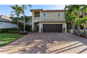 3316 NE 16th St, Fort Lauderdale, FL 33304, Sold 04/30/21