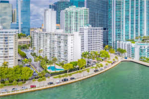 1408 Brickell Bay Dr # 907, Miami, FL 33131, Sold 05/17/21