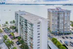 1408 Brickell Bay Dr # 907, Miami, FL 33131, Sold 05/17/21