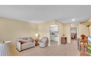 5200 NE 24th Terrace Apt C107, Fort Lauderdale, FL 33308, Sold 04/28/21