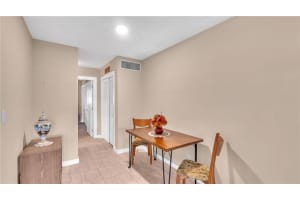5200 NE 24th Terrace Apt C107, Fort Lauderdale, FL 33308, Sold 04/28/21
