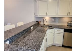 5321 NE 24th Terrace, Fort Lauderdale, FL 33308, Sold 05/14/21