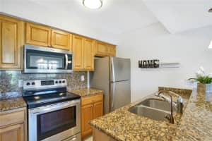 1283 SW 46th Ave, Pompano Beach, FL 33069, Sold 04/16/21