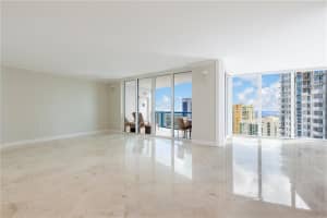 333 Las Olas Way, Fort Lauderdale, FL 33301, Sold 11/12/21