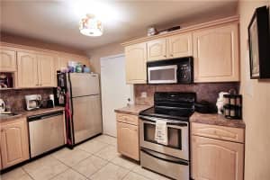 22605 SW 66th Ave, Boca Raton, FL 33428, Sold 05/24/21