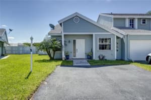 11040 SW 9th Pl, Davie, FL 33324, Sold 05/28/21