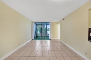 212 Lake Pointe Dr, Oakland Park, FL 33309, Sold 03/30/21