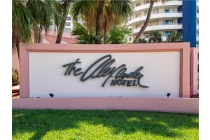 5225 Collins Ave, Miami, FL 33140, Sold 06/07/21