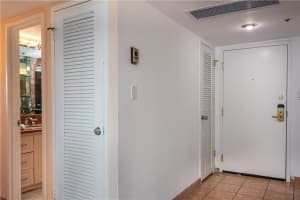 5225 Collins Ave, Miami, FL 33140, Sold 06/07/21