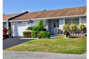 300 Lakewood Cir E, Margate, FL 33063, Sold 12/22/21