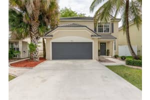 5816 N Plum Bay Pkwy, Tamarac, FL 33321, Sold 05/17/21