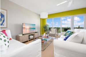 340 Sunset Dr, Fort Lauderdale, FL 33301, Sold 08/30/21