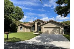 12735 SW 34th Pl, Davie, FL 33330, Sold 04/21/21