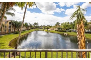 2600 S University Dr, Davie, FL 33328, Sold 04/15/21