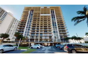 3031 N Ocean Blvd, Fort Lauderdale, FL 33308, Sold 05/26/21