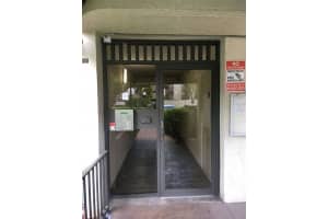 2701 Riverside Dr, Coral Springs, FL 33065, Sold 04/15/21