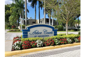 577 NW 97th Ave, Plantation, FL 33324, Sold 04/30/21