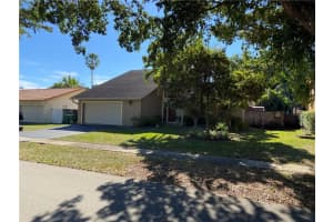 8700 SW 55th St, Cooper City, FL 33328, Sold 05/10/21