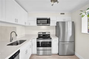 3095 N Oakland Forest Dr, Oakland Park, FL 33309, Sold 05/19/21