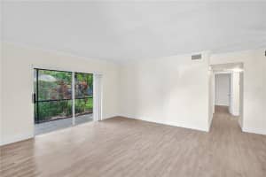 3095 N Oakland Forest Dr, Oakland Park, FL 33309, Sold 05/19/21