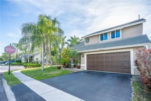 MLS# F10275433, Sunrise, Florida 33323