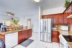 7693 NW 60th Ln, Parkland, FL 33067, Sold 05/17/21