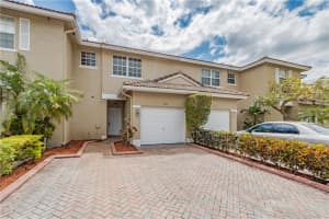 9150 NW 40th Pl, Sunrise, FL 33351, Sold 04/28/21