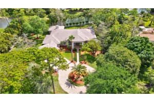 5954 NW 85th Ln, Parkland, FL 33067, Sold 05/27/21
