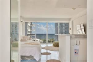 1920 S Ocean Dr, Fort Lauderdale, FL 33316, Sold 05/11/21