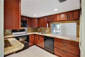 3909 N Ocean Blvd, Fort Lauderdale, FL 33308, Sold 05/03/21