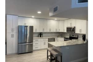 13790 Oneida Dr APT B1, Delray Beach, FL 33446, Sold 04/23/21