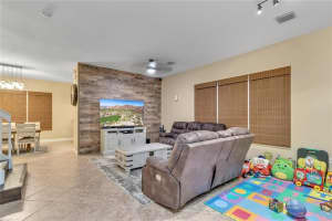 10648 NW 36th St, Coral Springs, FL 33065, Sold 04/29/21