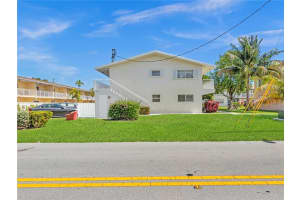 3860 NE 21st Way, Lighthouse Point, FL 33064, Sold 04/15/21