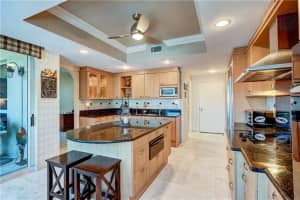 209 N Birch Rd, Fort Lauderdale, FL 33304, Sold 05/31/21