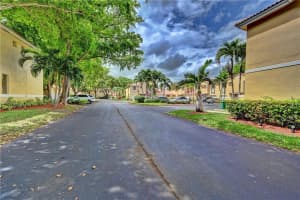 11295 Lakeview Dr, Coral Springs, FL 33071, Sold 06/01/21