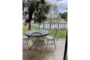 5005 Wiles Rd, Coral Springs, FL 33073, Sold 04/22/21
