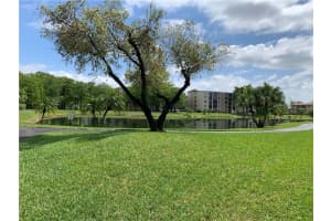 7920 NW 50th St, Lauderhill, FL 33351, Sold 06/04/21