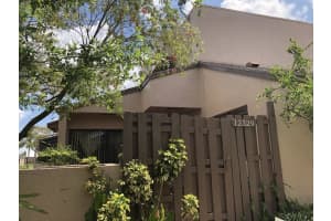 12329 NW 11th Ct, Pembroke Pines, FL 33026, Sold 06/04/21