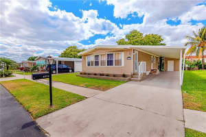 5329 NW 1st Ave, Pompano Beach, FL 33064, Sold 09/10/21