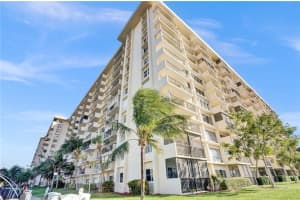 801 S Federal Hwy PH 2, Pompano Beach, FL 33062, Sold 06/25/21
