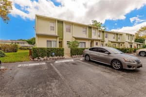 883 Crystal Lake Dr, Pompano Beach, FL 33064, Sold 05/21/21
