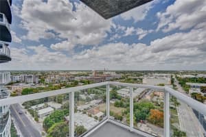 315 NE 3rd Ave, Fort Lauderdale, FL 33301, Sold 06/30/21