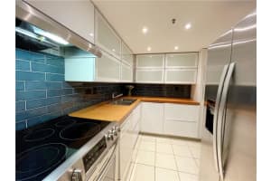 20225 NE 34th Ct, Miami, FL 33180, Sold 07/02/21