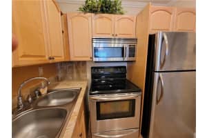 250 181 Dr, Sunny Isles Beach, FL 33160, Sold 05/05/21