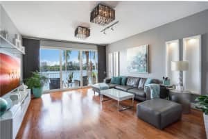 4030 N Ocean Dr, Hollywood, FL 33019, Sold 05/21/21