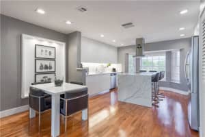 4030 N Ocean Dr, Hollywood, FL 33019, Sold 05/21/21