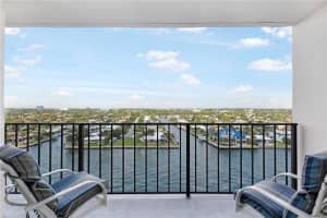 521 N Riverside Dr, Pompano Beach, FL 33062, Sold 04/27/21