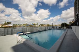 521 N Riverside Dr, Pompano Beach, FL 33062, Sold 04/27/21