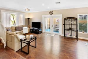 11289 Lakeview Dr #37j, Coral Springs, FL 33071, Sold 05/20/21