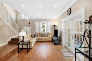 11289 Lakeview Dr #37j, Coral Springs, FL 33071, Sold 05/20/21